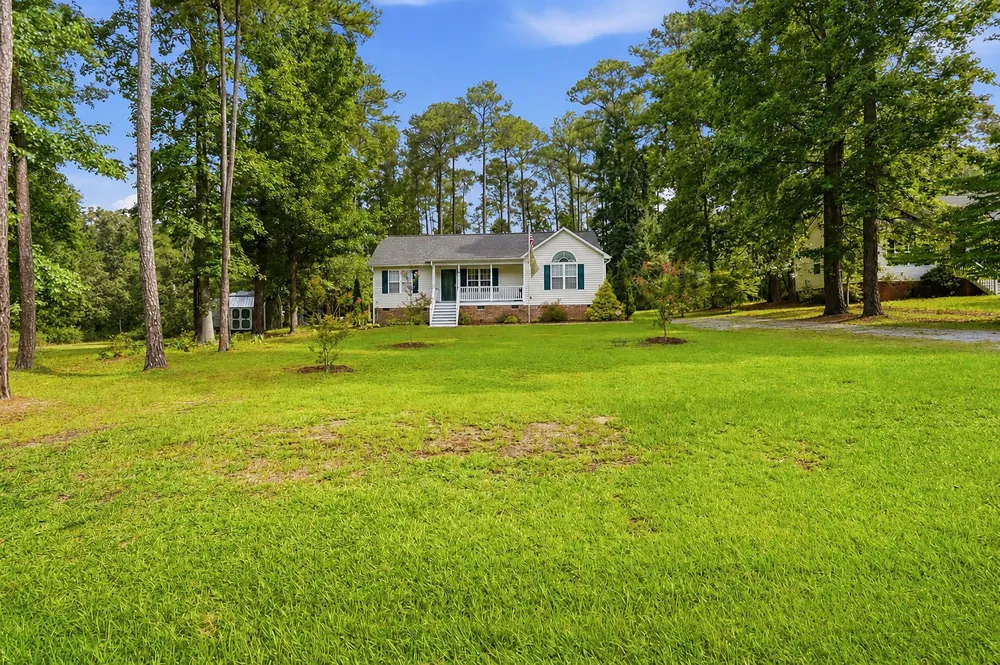 130 Walton Circle Benson, NC 27504