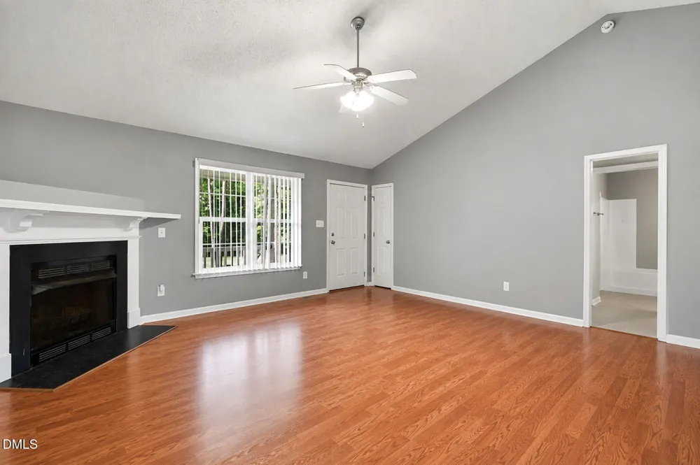 130 Walton Circle Benson, NC 27504