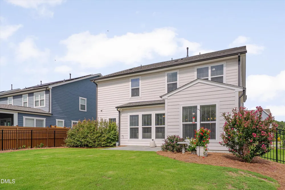 2517 Great Daisy Lane New Hill, NC 27562