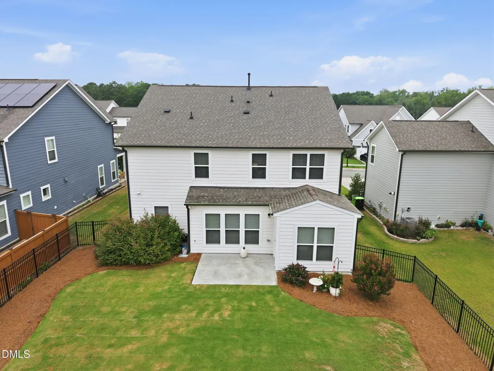 2517 Great Daisy Lane New Hill, NC 27562