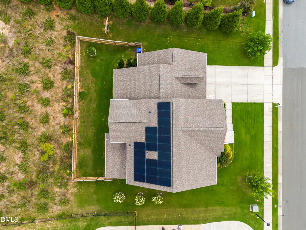 204 Garden Heights Lane Hillsborough, NC 27278