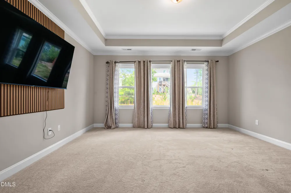204 Garden Heights Lane Hillsborough, NC 27278