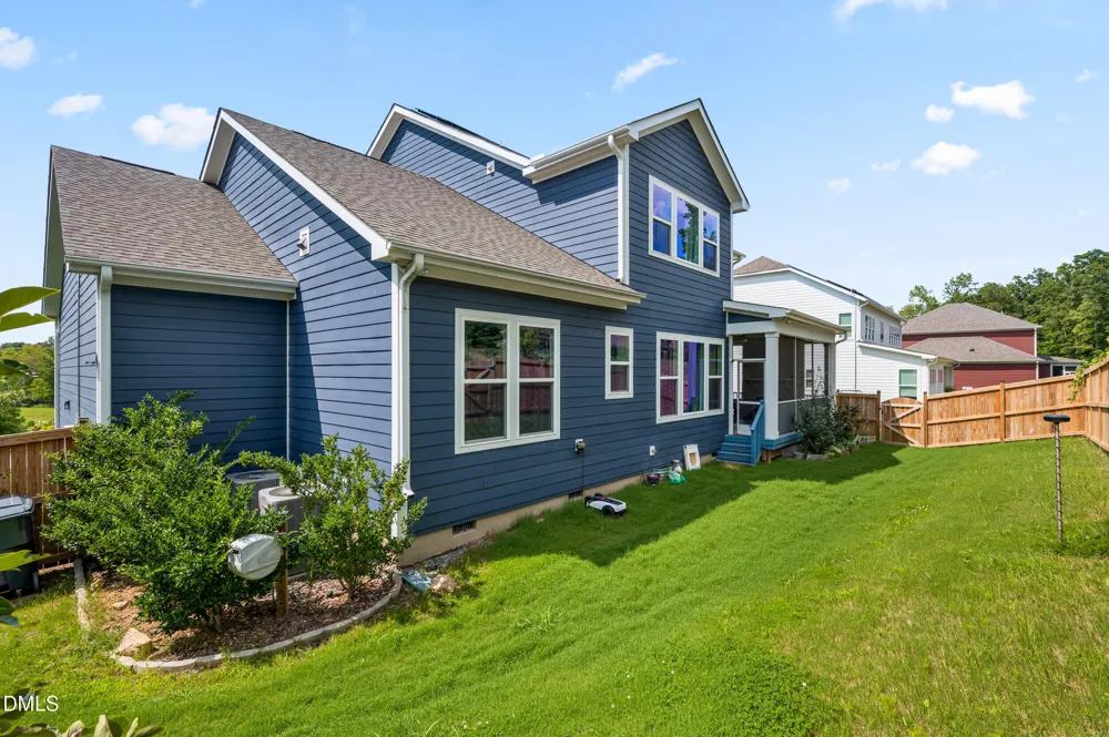 204 Garden Heights Lane Hillsborough, NC 27278