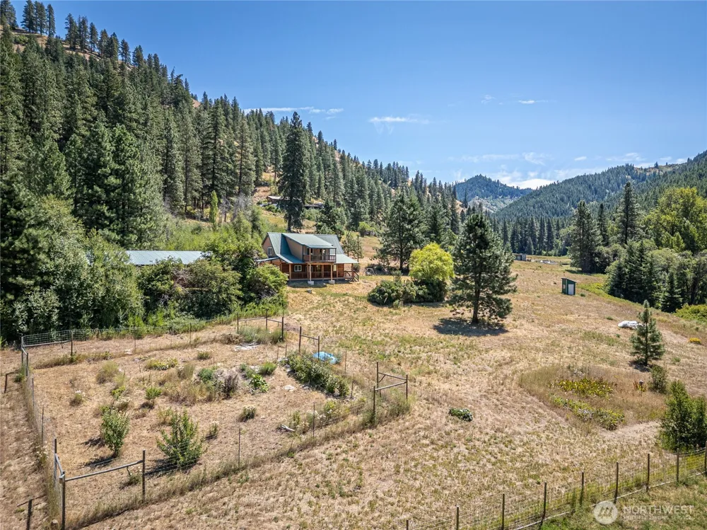 10365 Merry Canyon Road Leavenworth, WA 98826