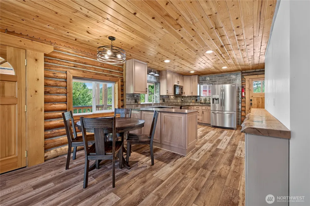 10365 Merry Canyon Road Leavenworth, WA 98826