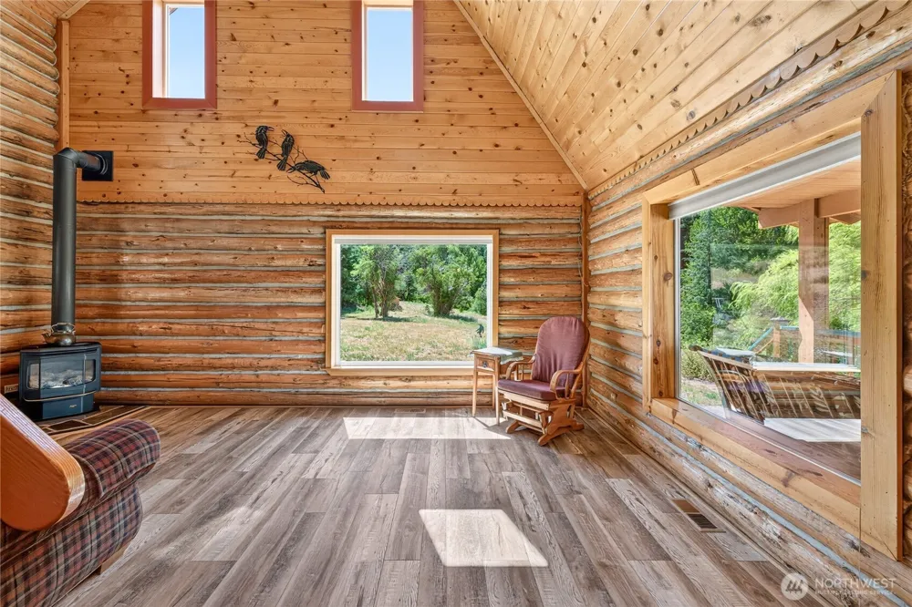 10365 Merry Canyon Road Leavenworth, WA 98826