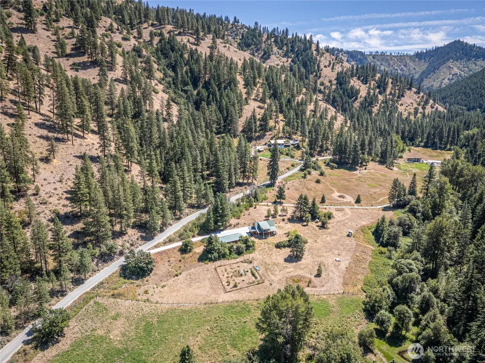 10365 Merry Canyon Road Leavenworth, WA 98826