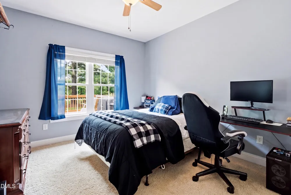 40 Perry Lane Zebulon, NC 27597