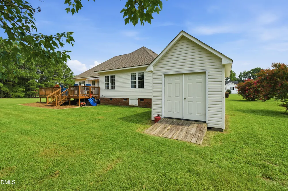 40 Perry Lane Zebulon, NC 27597