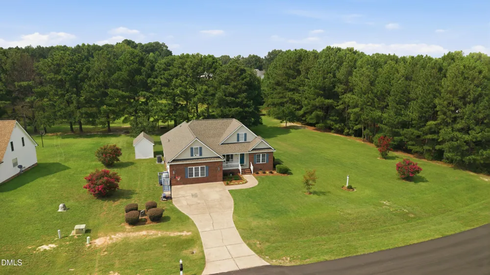 40 Perry Lane Zebulon, NC 27597