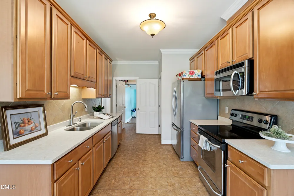 40 Perry Lane Zebulon, NC 27597