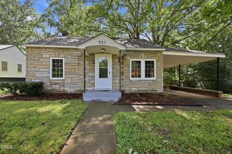 221 Zollicoffer Avenue