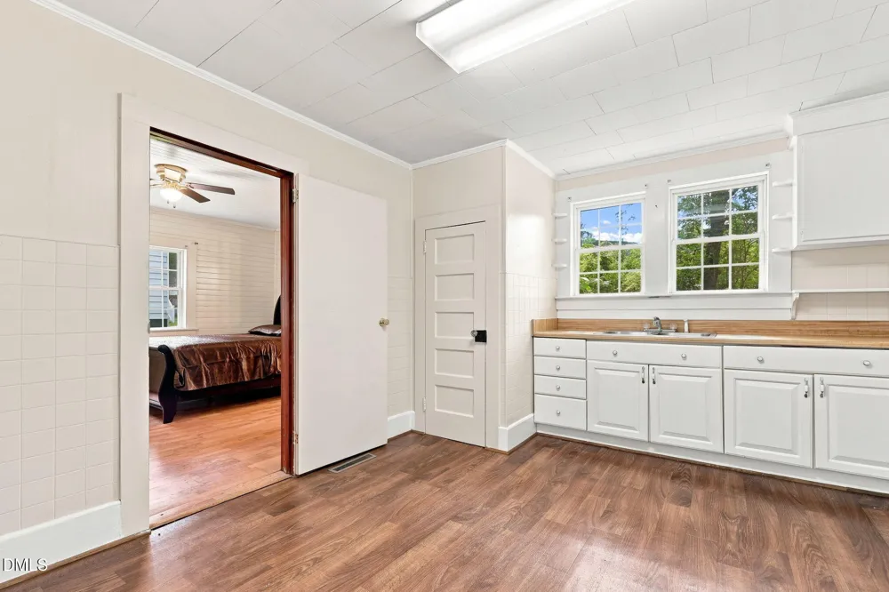 221 Zollicoffer Avenue Henderson, NC 27536