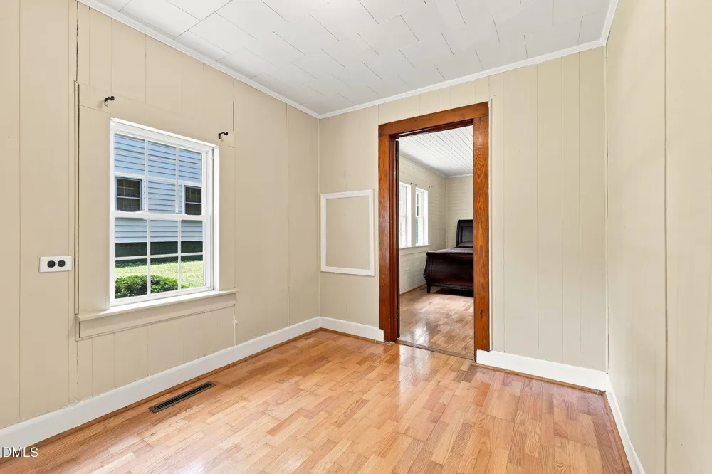 221 Zollicoffer Avenue Henderson, NC 27536