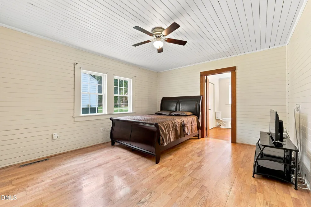 221 Zollicoffer Avenue Henderson, NC 27536