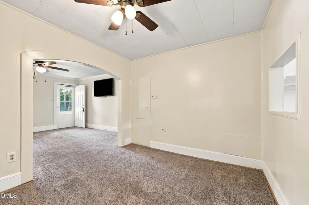221 Zollicoffer Avenue Henderson, NC 27536