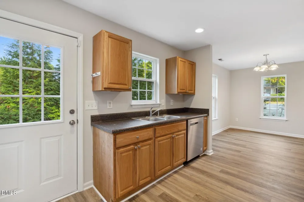 338 E Spring Street Wake Forest, NC 27587