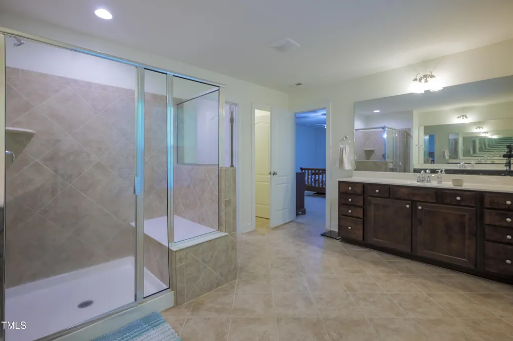 411 Alamosa Place Cary, NC 27519
