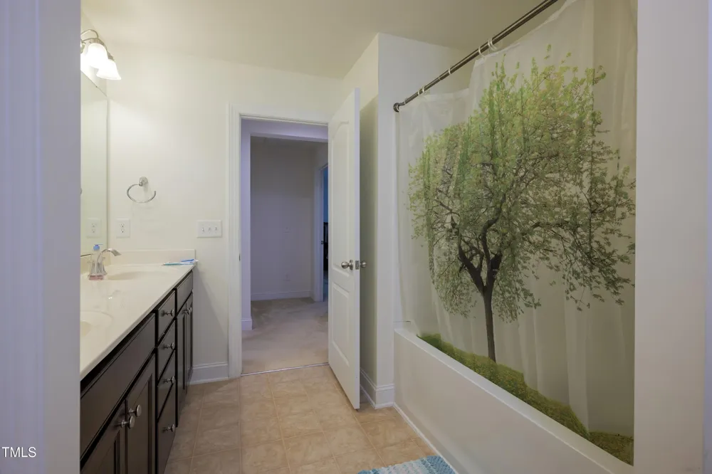 411 Alamosa Place Cary, NC 27519