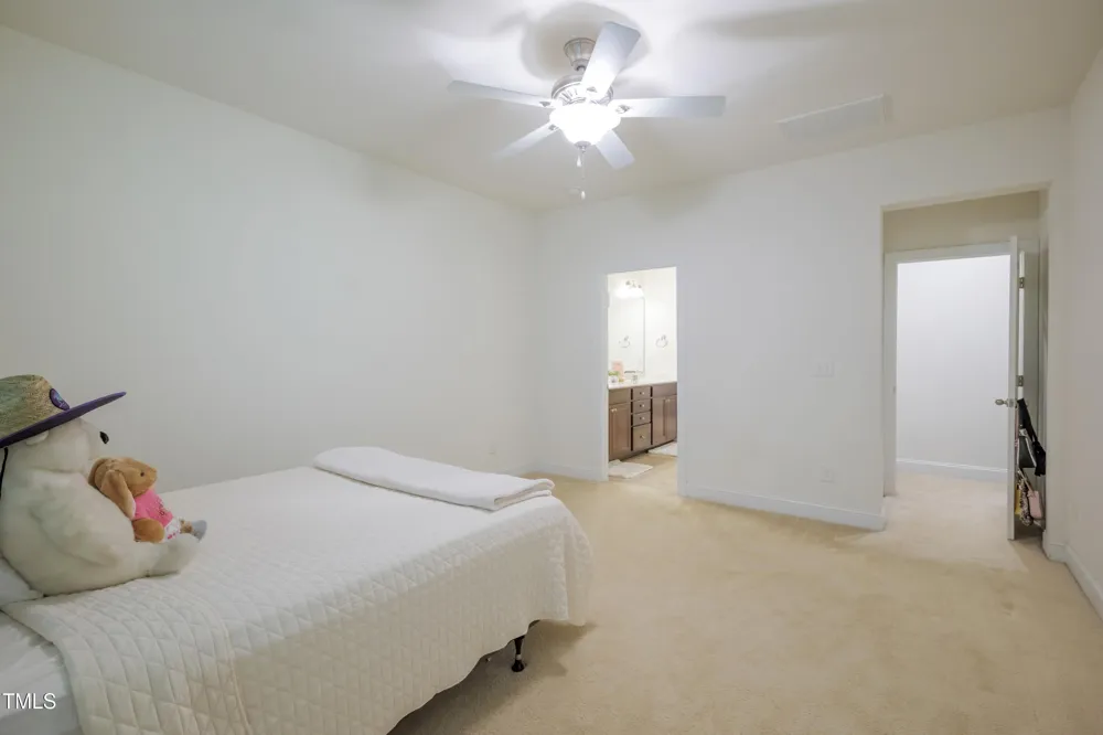 411 Alamosa Place Cary, NC 27519