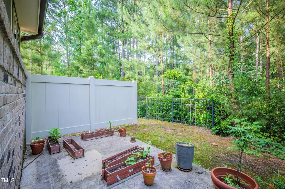 411 Alamosa Place Cary, NC 27519