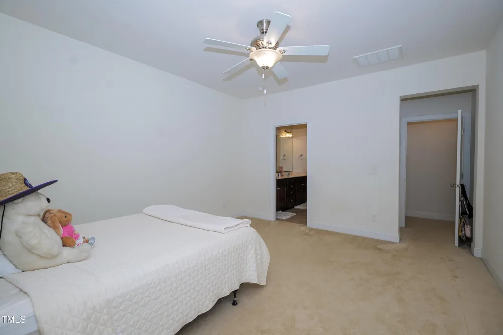 411 Alamosa Place Cary, NC 27519