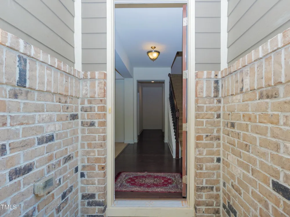 411 Alamosa Place Cary, NC 27519