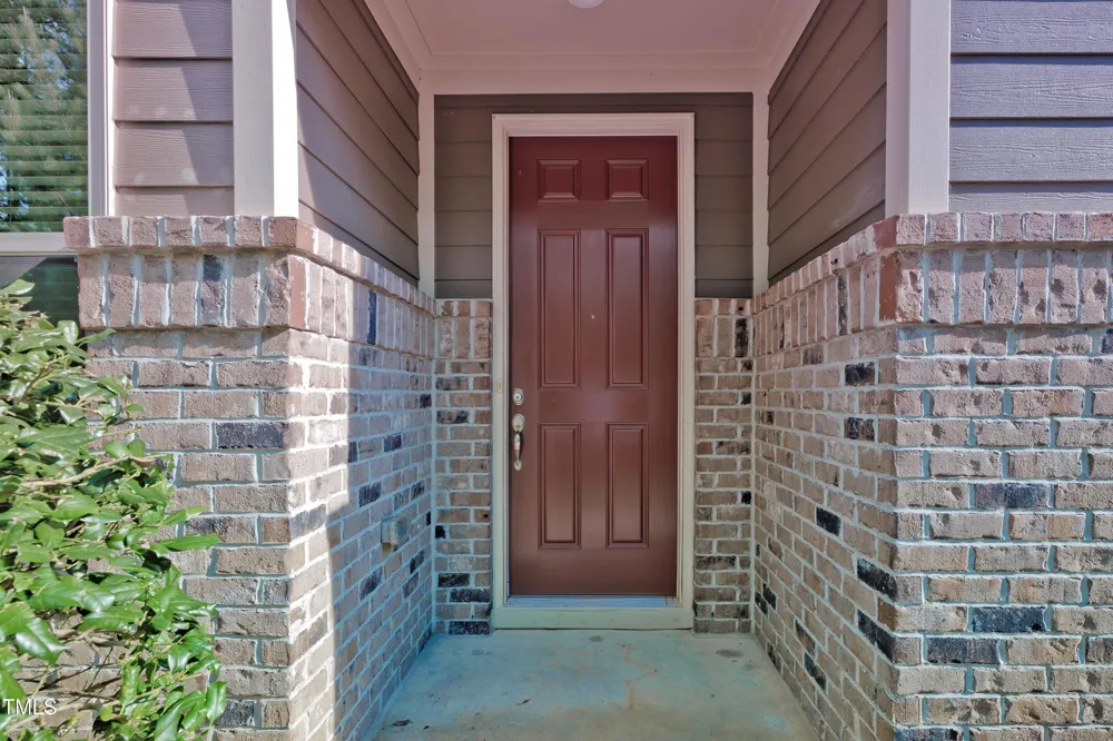 411 Alamosa Place Cary, NC 27519