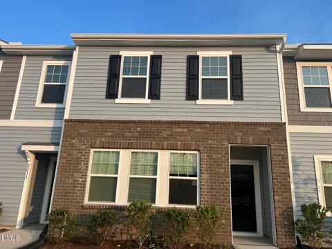 2213 Gln Xing Drive