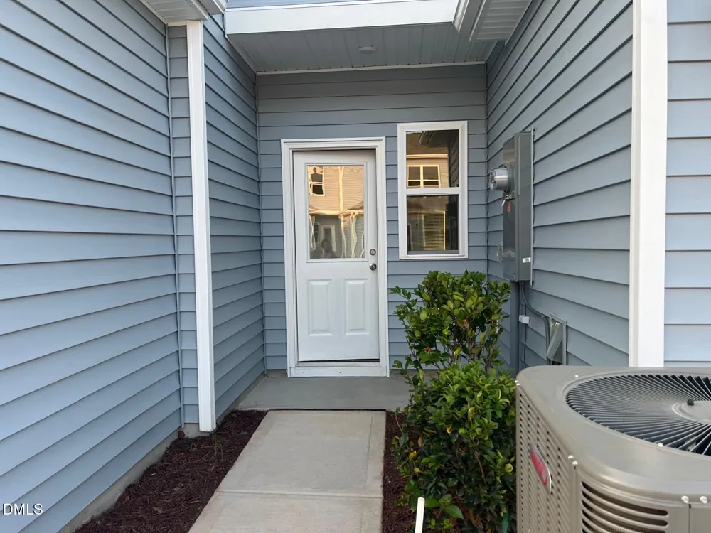2213 Gln Xing Drive Durham, NC 27704