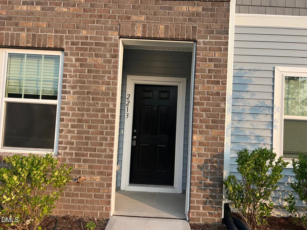 2213 Gln Xing Drive Durham, NC 27704