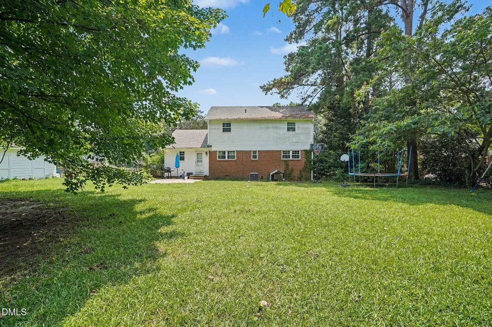 403 Woodhille Drive Goldsboro, NC 27530