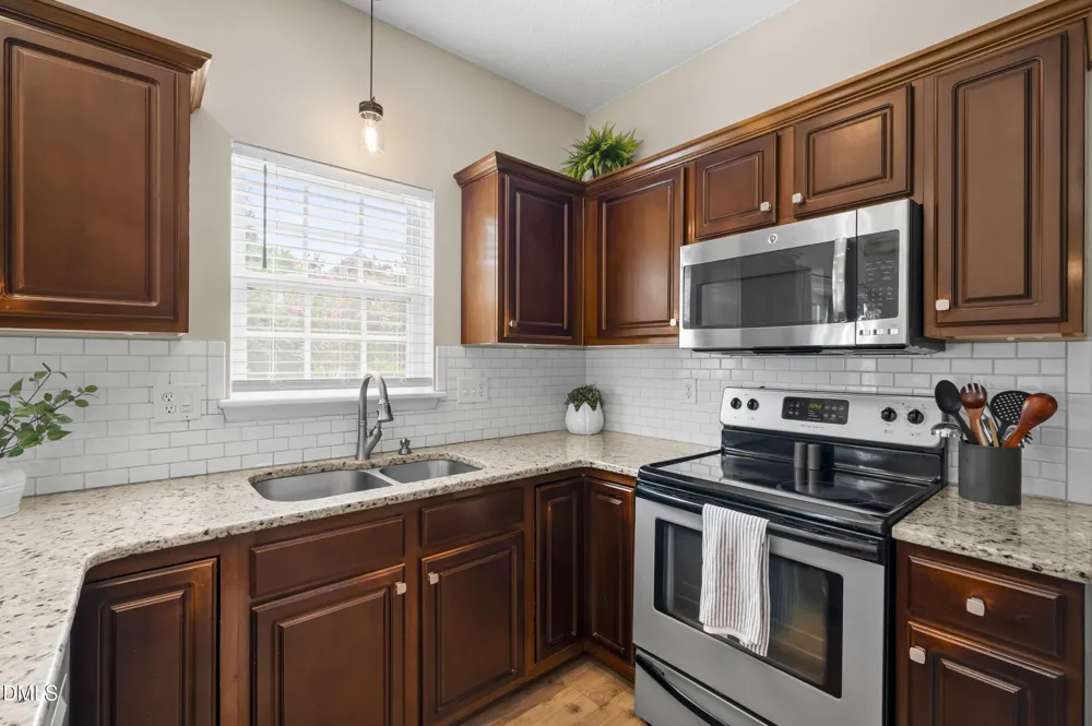 116 Crabwall Court Holly Springs, NC 27540