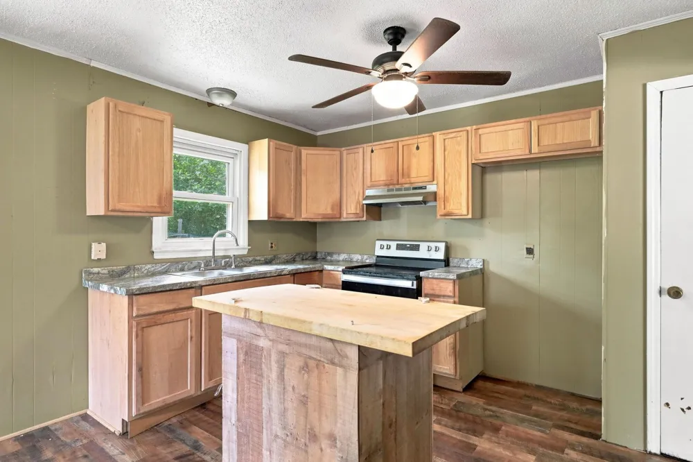 104 Alex Street Oxford, NC 27565