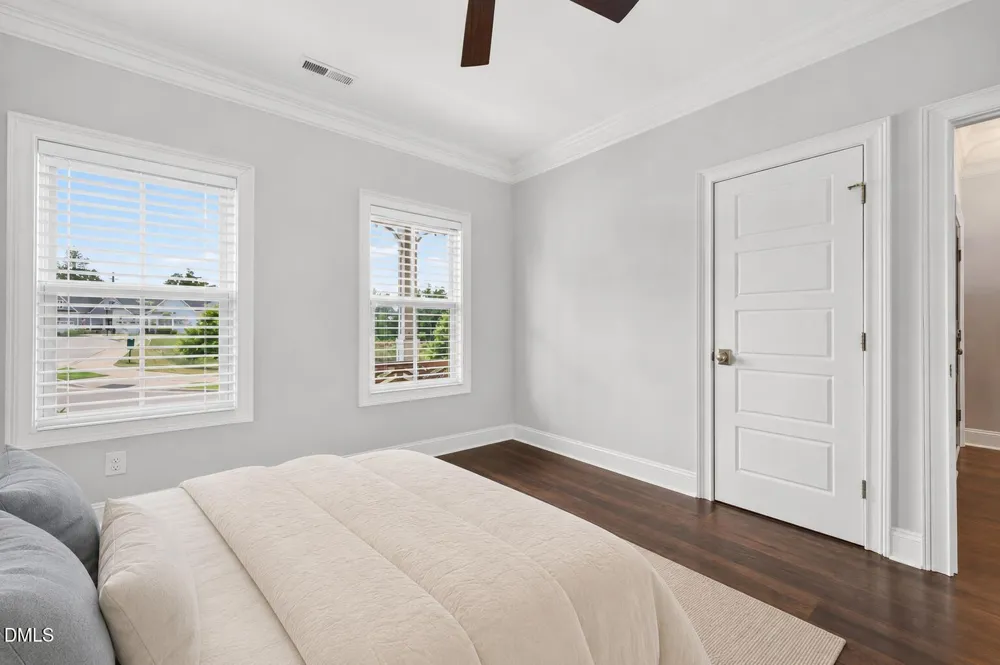 1276 Gloriosa Street Apex, NC 27523