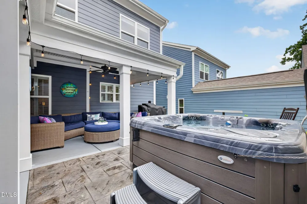 1276 Gloriosa Street Apex, NC 27523