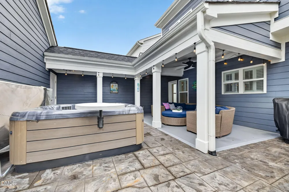 1276 Gloriosa Street Apex, NC 27523