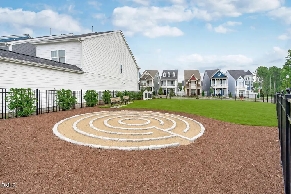 1276 Gloriosa Street Apex, NC 27523