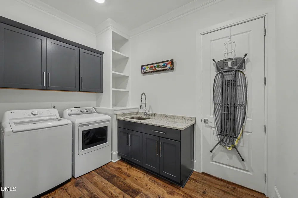309 Silent Cove Lane Holly Springs, NC 27540
