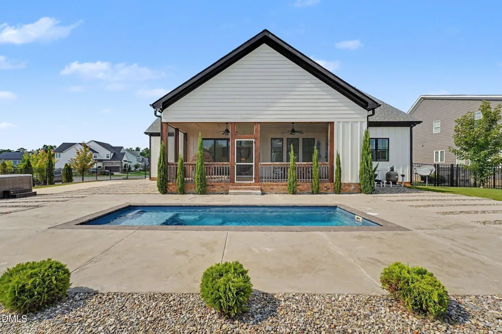 309 Silent Cove Lane Holly Springs, NC 27540