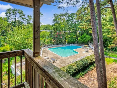 618 Pine Ridge Place