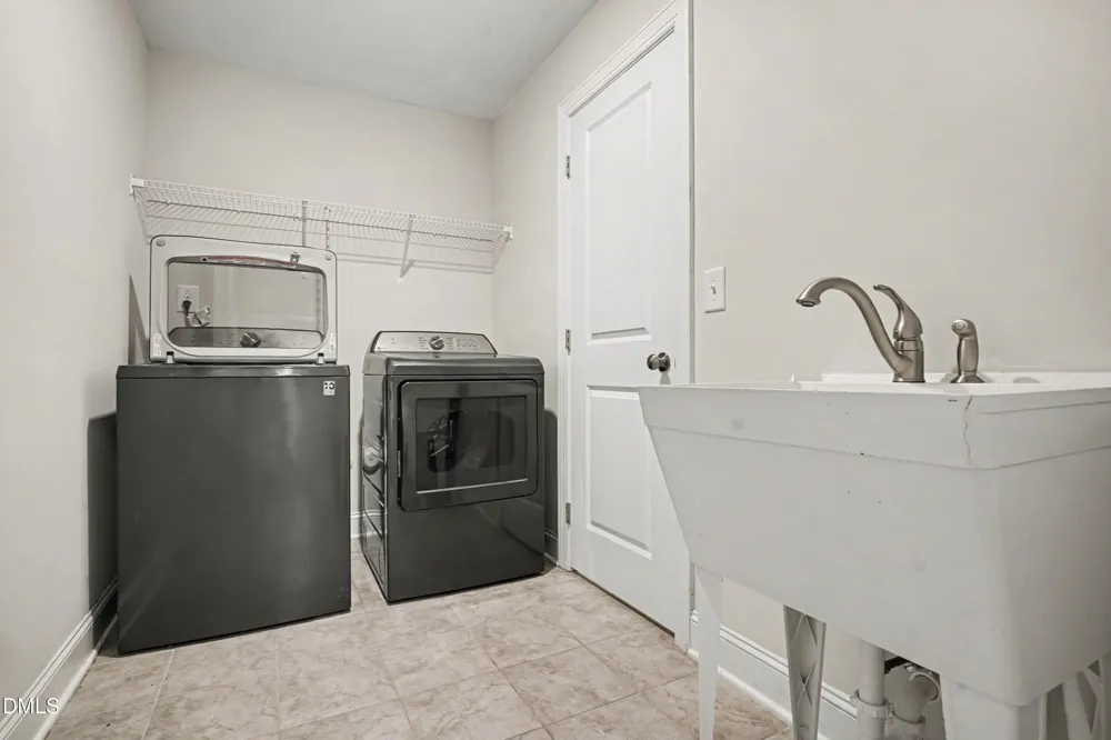 104 Cressida Wds Drive Holly Springs, NC 27540