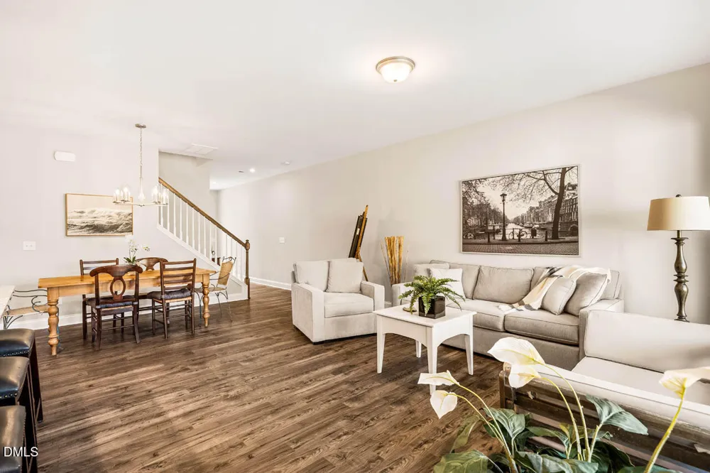 254 Deardom Chapel Hill, NC 27516