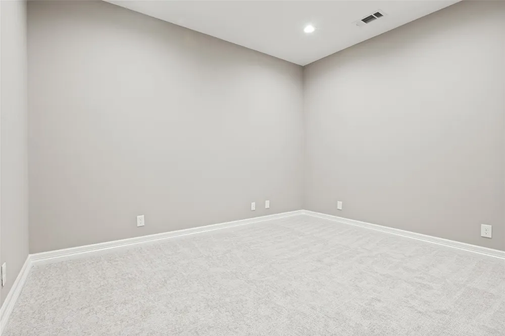 4347 Royal Ridge Drive Dallas, TX 75229