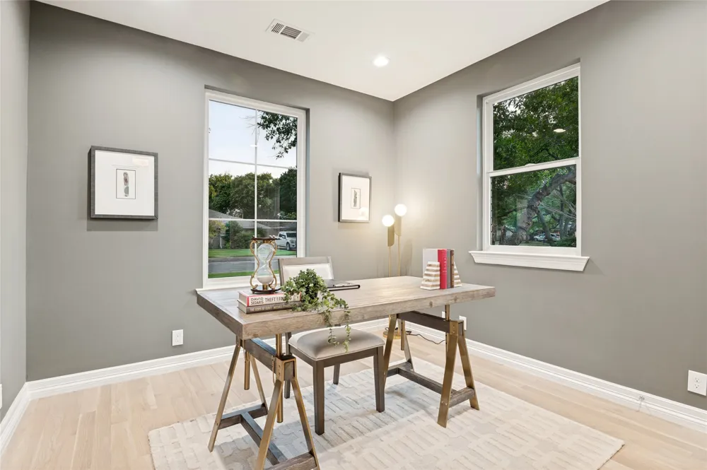 4347 Royal Ridge Drive Dallas, TX 75229