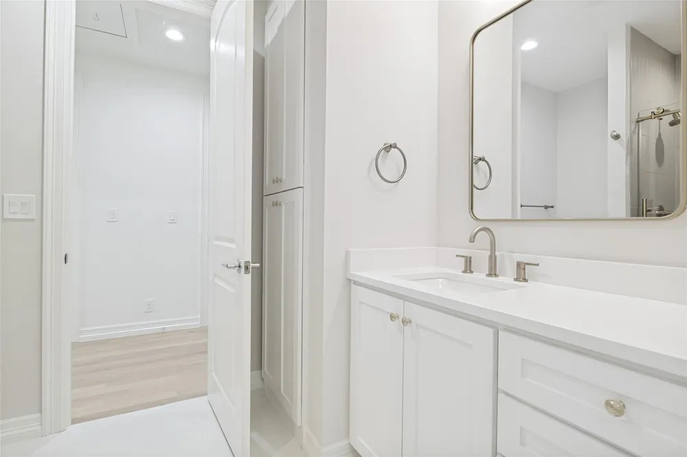 4347 Royal Ridge Drive Dallas, TX 75229