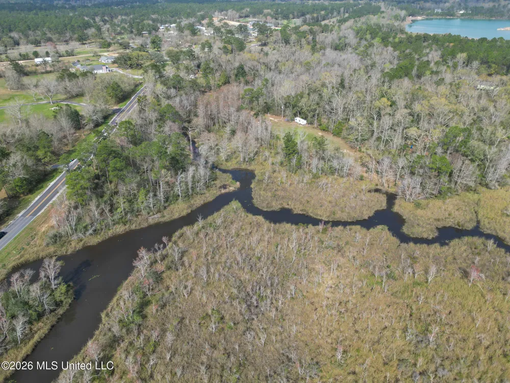 Menge Avenue Pass Christian, MS 39571