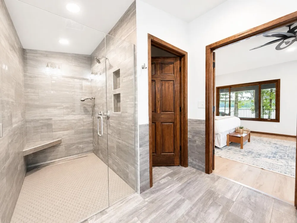 27661 Pine Lake Street Edwardsburg, MI 49112