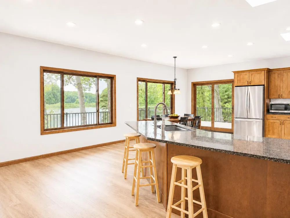 27661 Pine Lake Street Edwardsburg, MI 49112