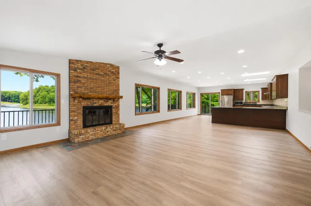 27661 Pine Lake Street Edwardsburg, MI 49112